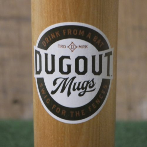 DUGOUT MUG LOGO INK CLOSEUP