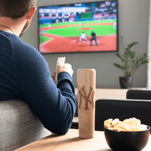 baseball bat mug new york yankees NY living room